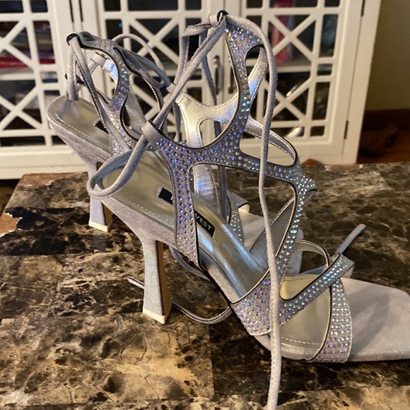 Silver iridescent Elegant rhinestone strappy high heel shoes - Picture 5 of 7